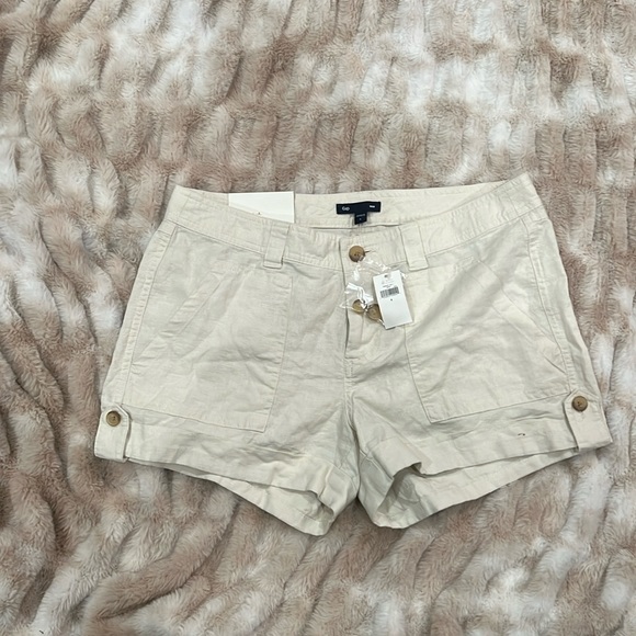 GAP Pants - Gap 3” short